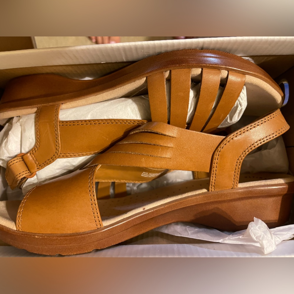 Light brown Size 7 sandals for sale